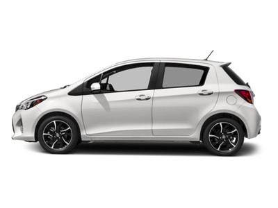 2017 Toyota Yaris SE Hatchback Sedan 4D