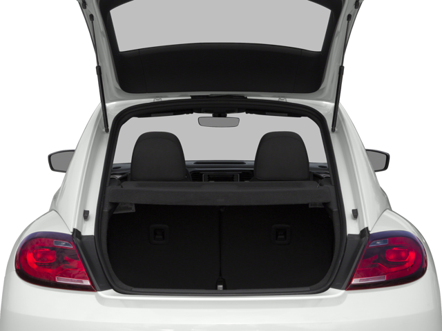 2018 Volkswagen Beetle 2.0T SE Hatchback 2D