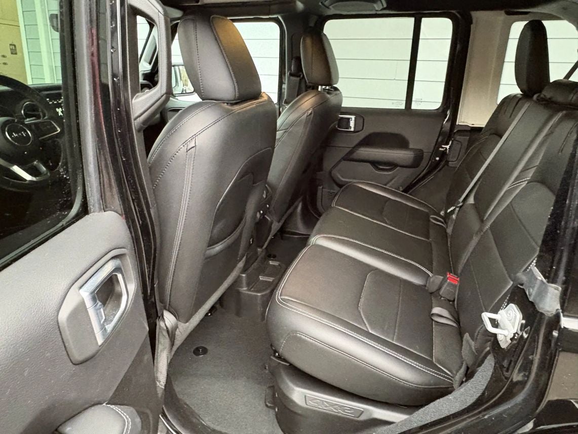 2022 Jeep Wrangler Unlimited 4xe Sahara 4xe Sport Utility 4D