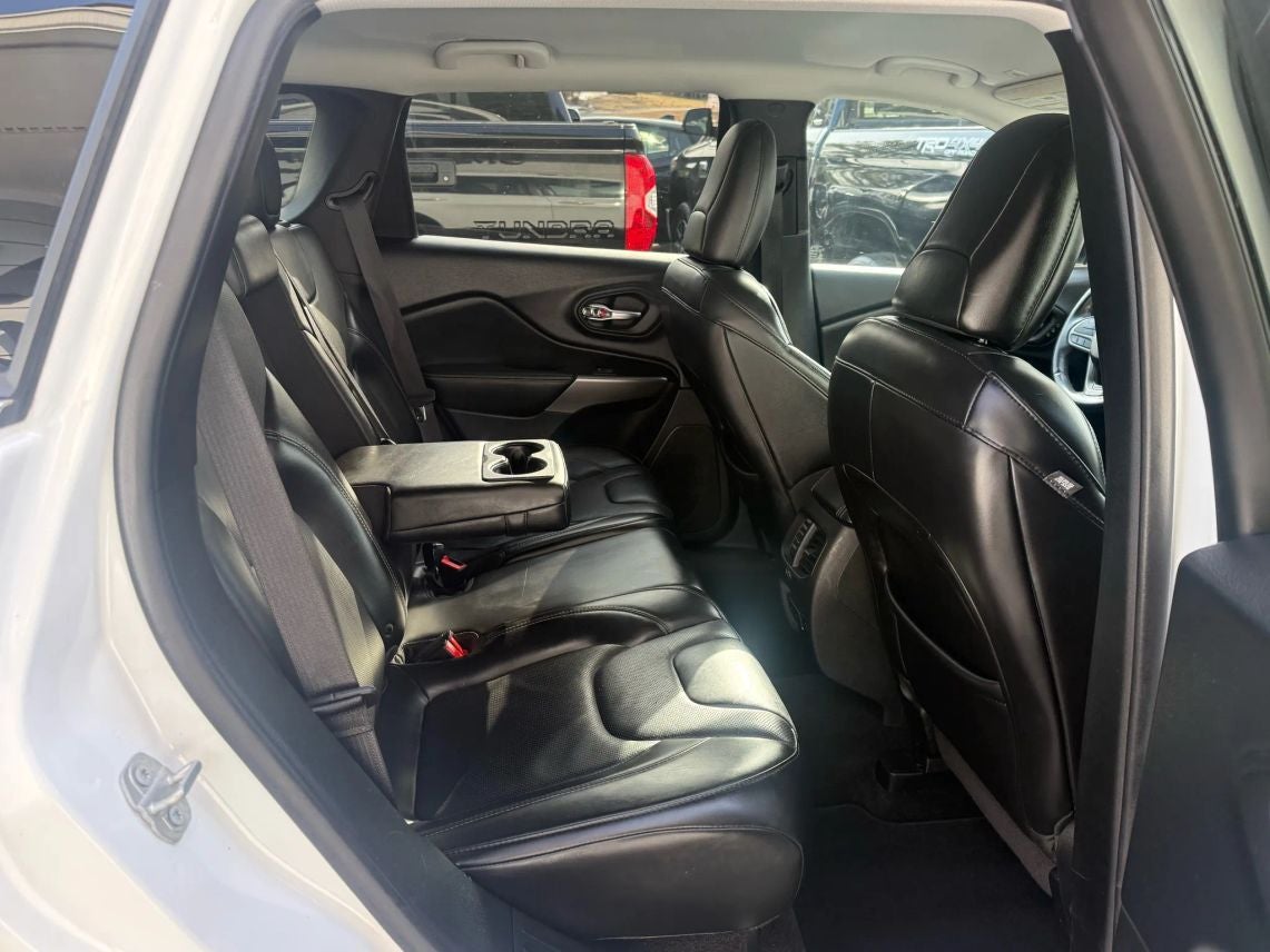 2019 Jeep Cherokee Limited Sport Utility 4D