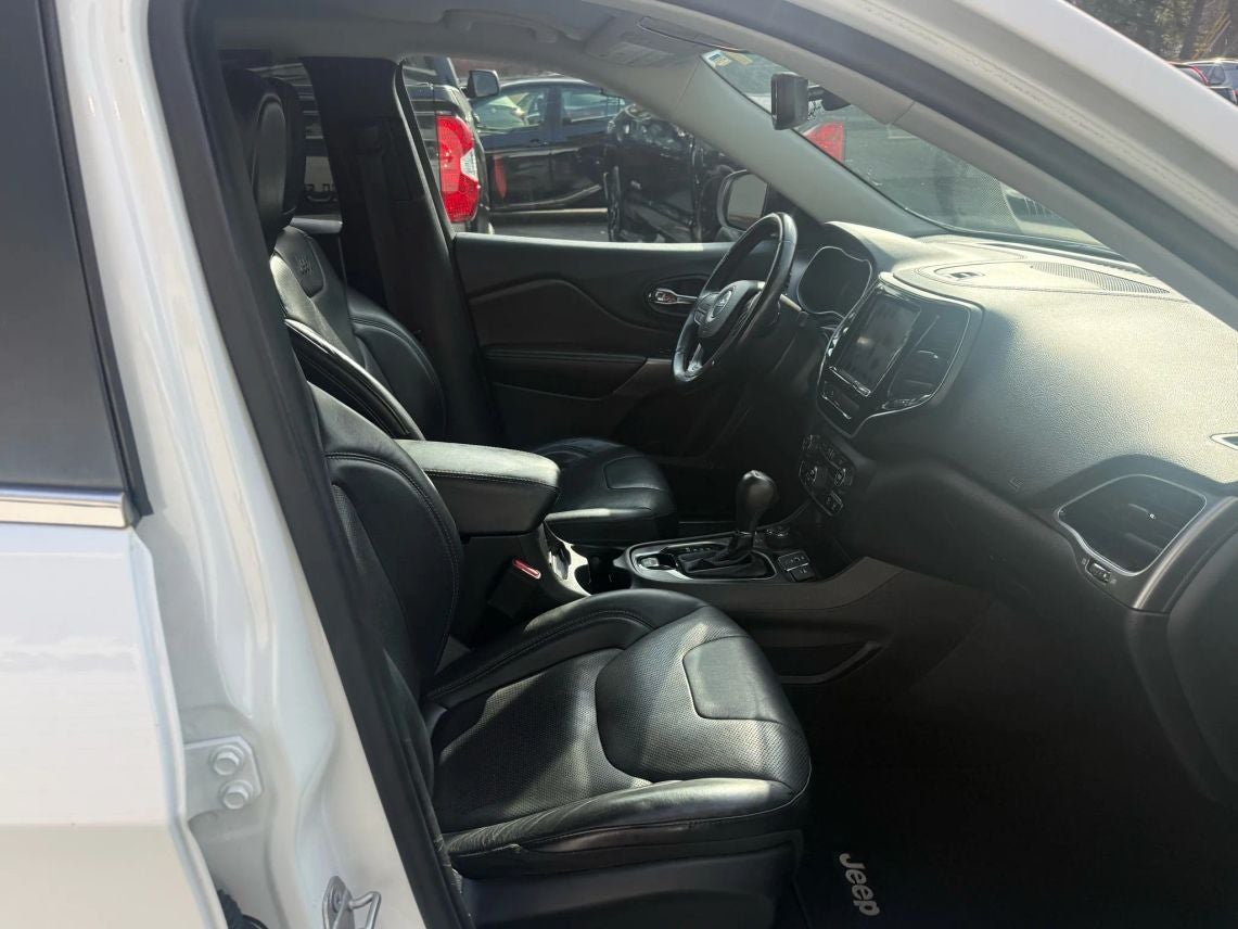 2019 Jeep Cherokee Limited Sport Utility 4D