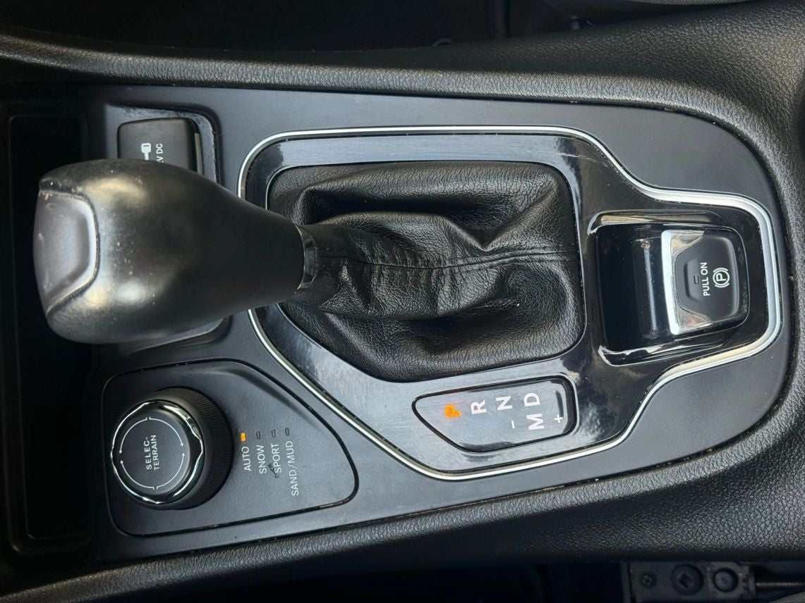 2019 Jeep Cherokee Limited Sport Utility 4D