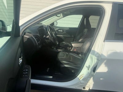 2019 Jeep Cherokee Limited Sport Utility 4D