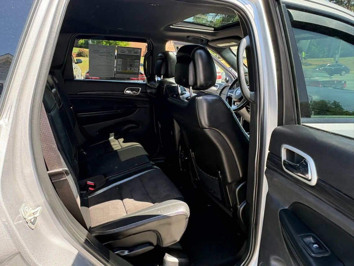 2021 Jeep Grand Cherokee Laredo X Sport Utility 4D