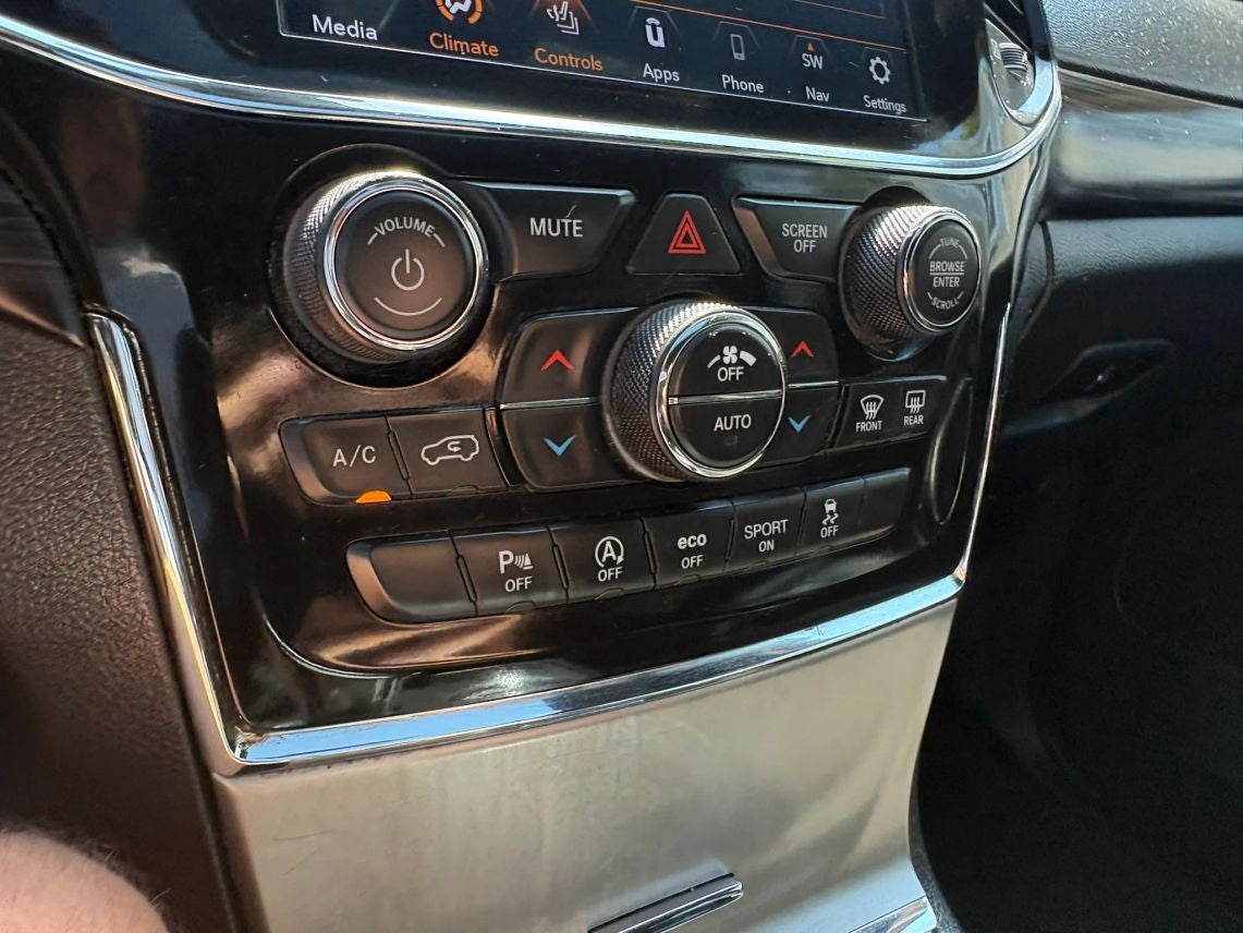 2021 Jeep Grand Cherokee Laredo X Sport Utility 4D