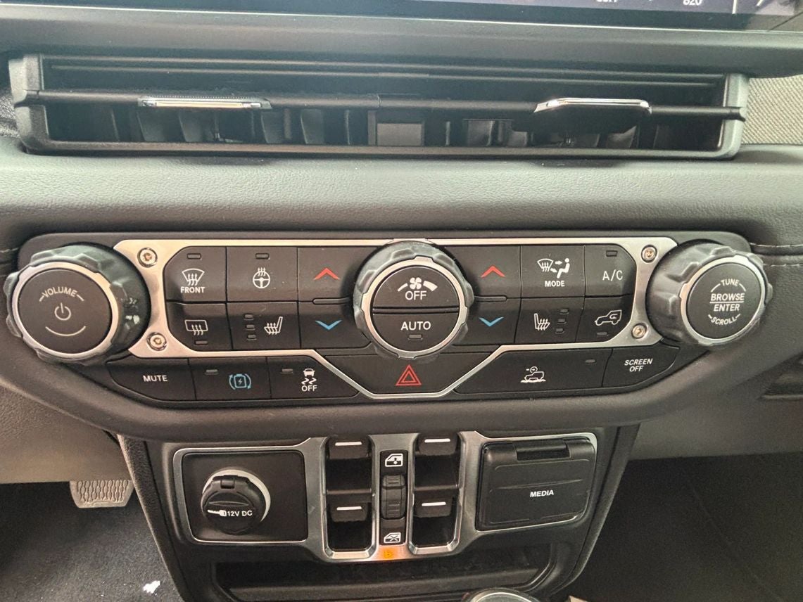 2025 Jeep Wrangler 4xe Sahara 4xe Sport Utility 4D