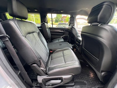 2024 Jeep Wagoneer L Series II Sport Utility 4D