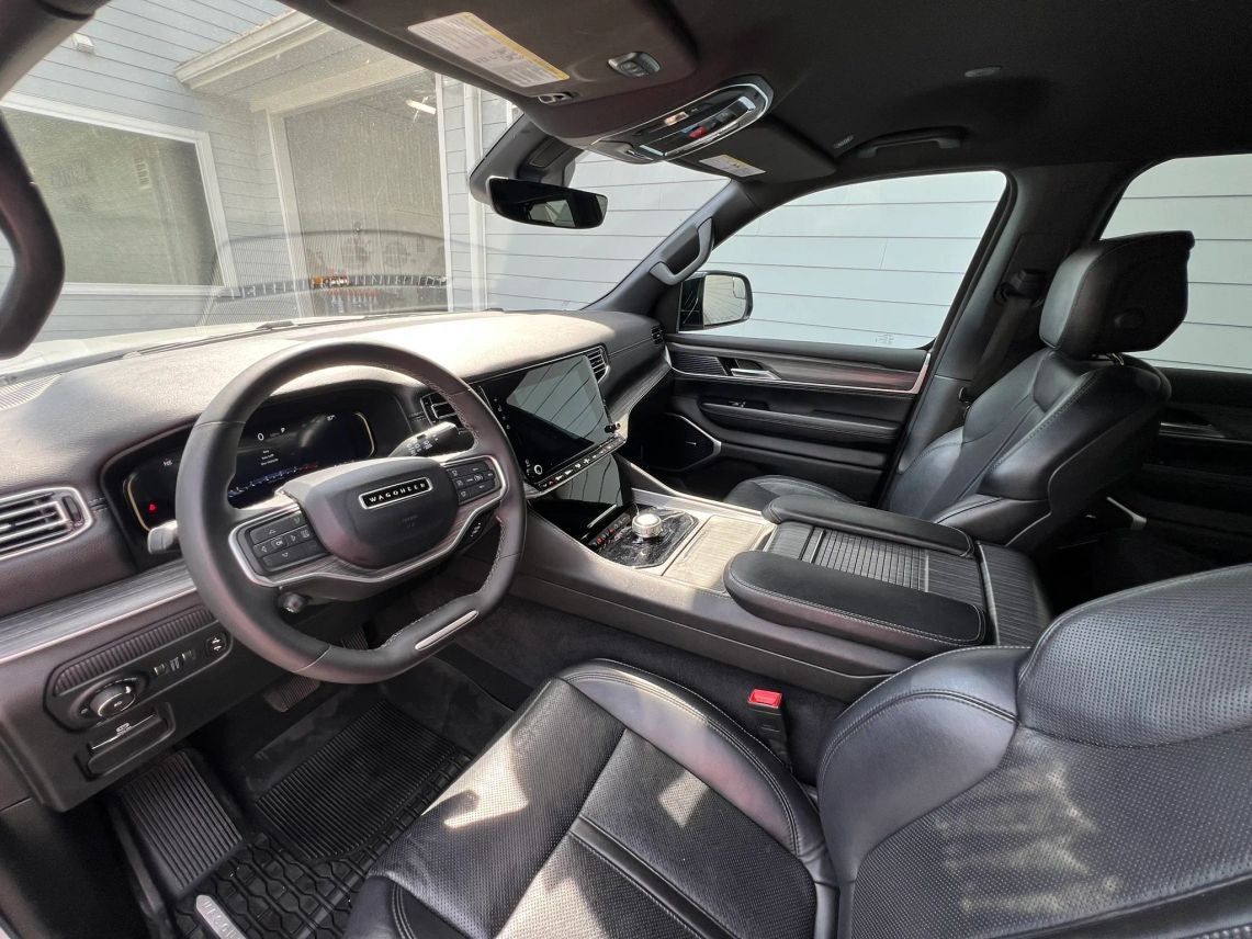 2024 Jeep Wagoneer L Series II Sport Utility 4D