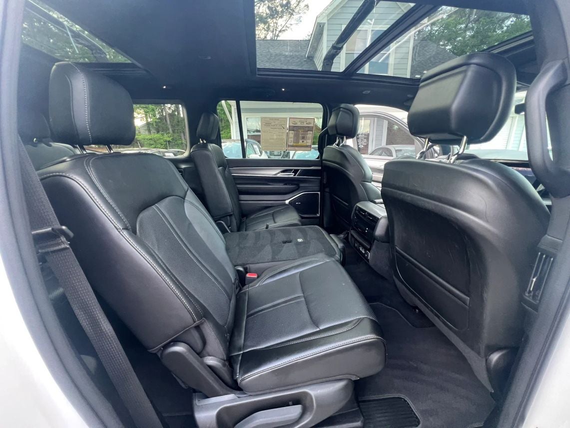 2023 Jeep Wagoneer Series II Carbide Sport Utility 4D