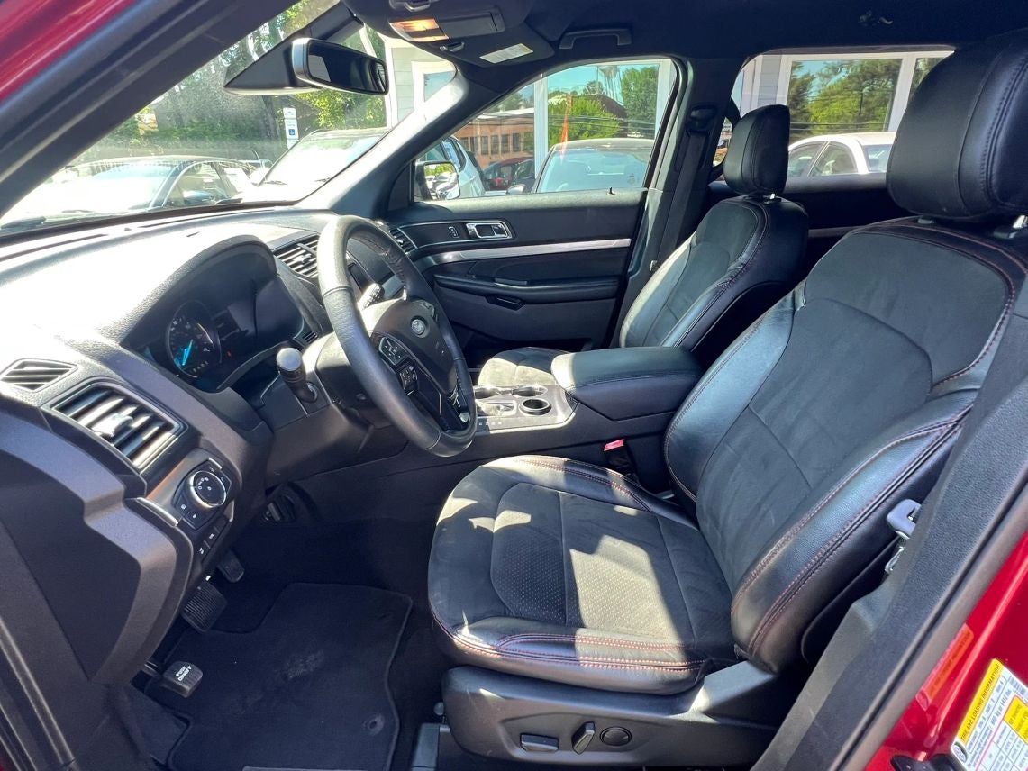 2019 Ford Explorer XLT Sport Utility 4D