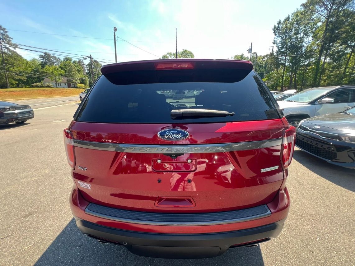 2019 Ford Explorer XLT Sport Utility 4D