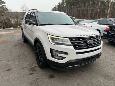 2017 Ford Explorer XLT Sport Utility 4D