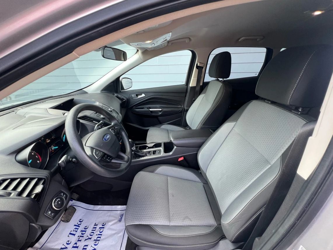 2017 Ford Escape SE Sport Utility 4D