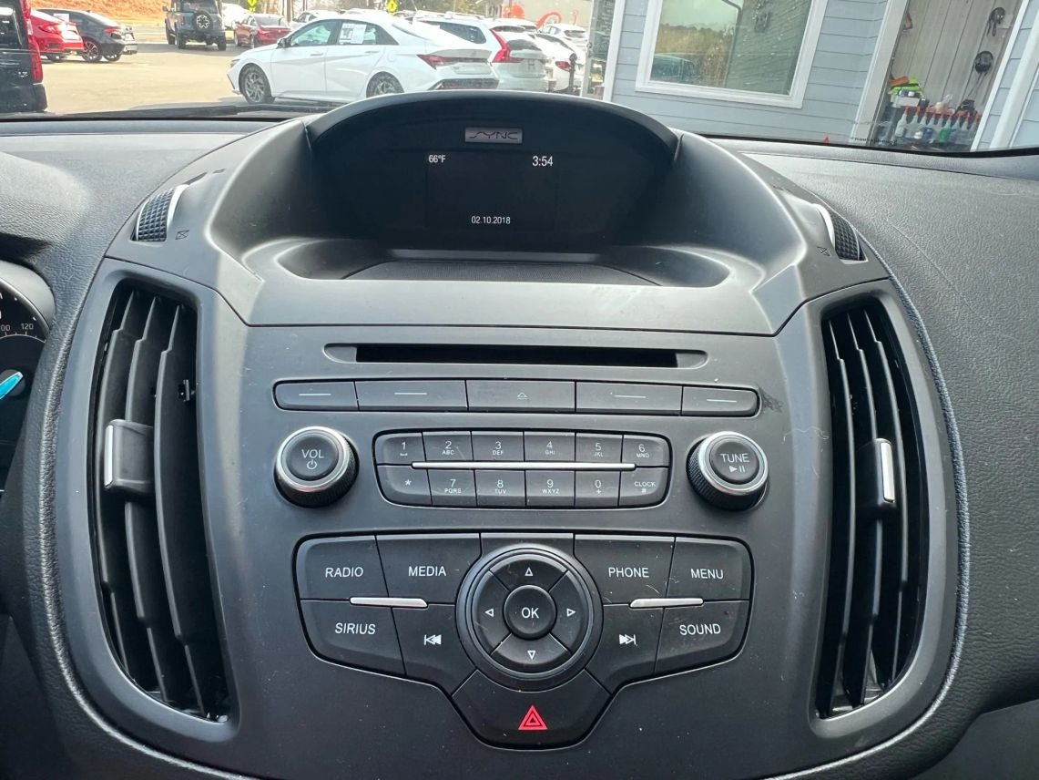 2017 Ford Escape SE Sport Utility 4D