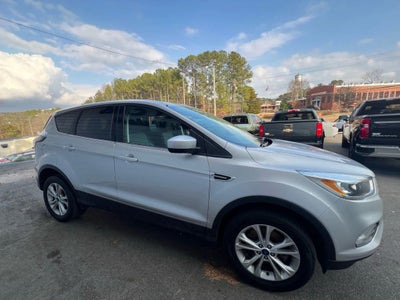 2017 Ford Escape SE Sport Utility 4D