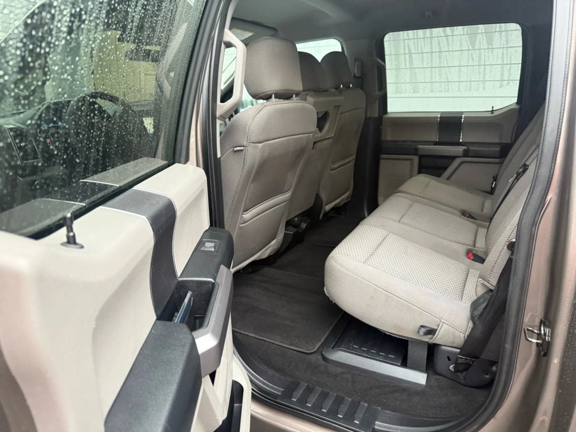 2020 Ford F250 Super Duty Crew Cab XLT Pickup 4D 6 3/4 ft