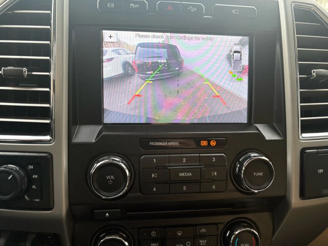 2017 Ford F350 Super Duty Crew Cab Lariat Pickup 4D 8 ft