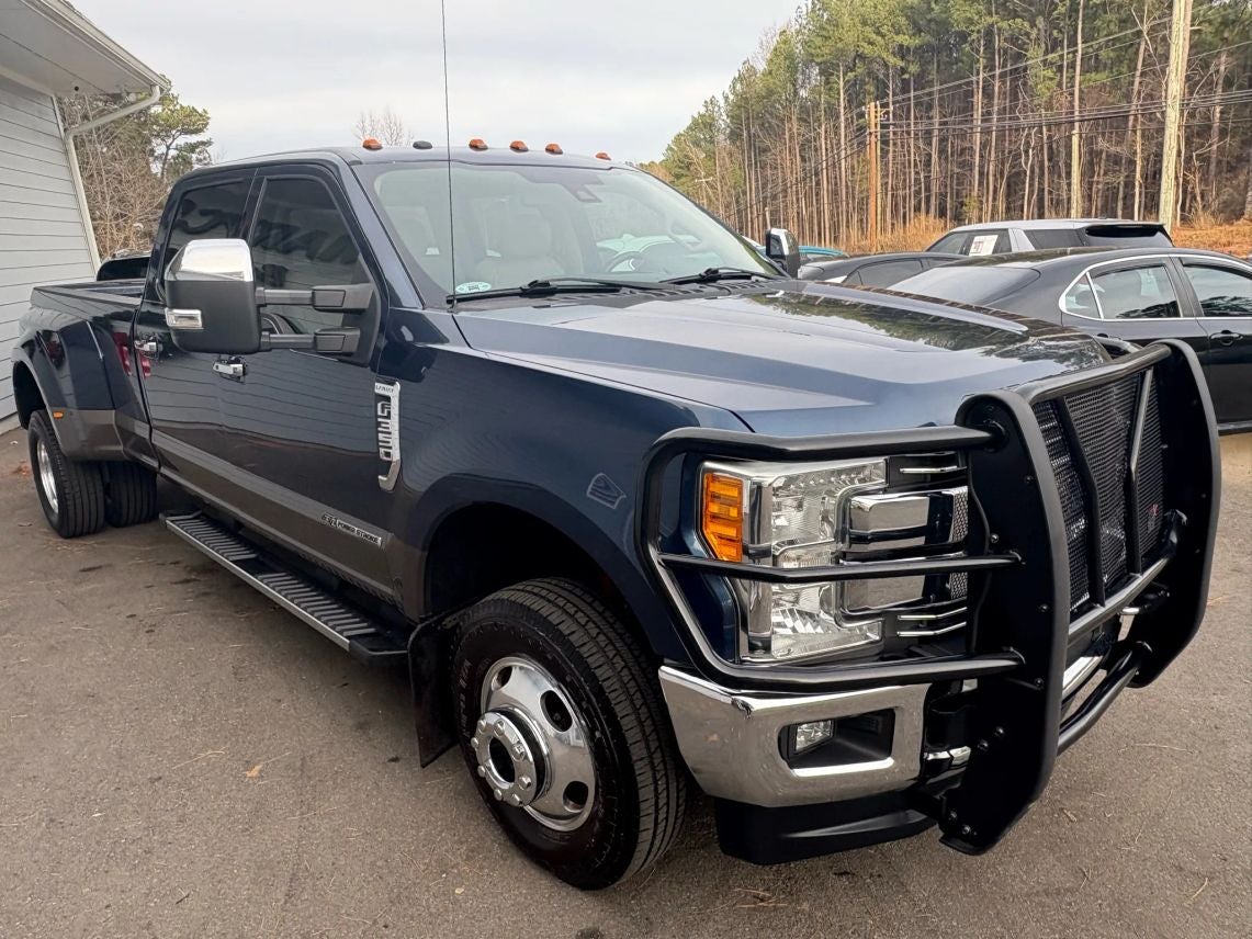 2017 Ford F350 Super Duty Crew Cab Lariat Pickup 4D 8 ft