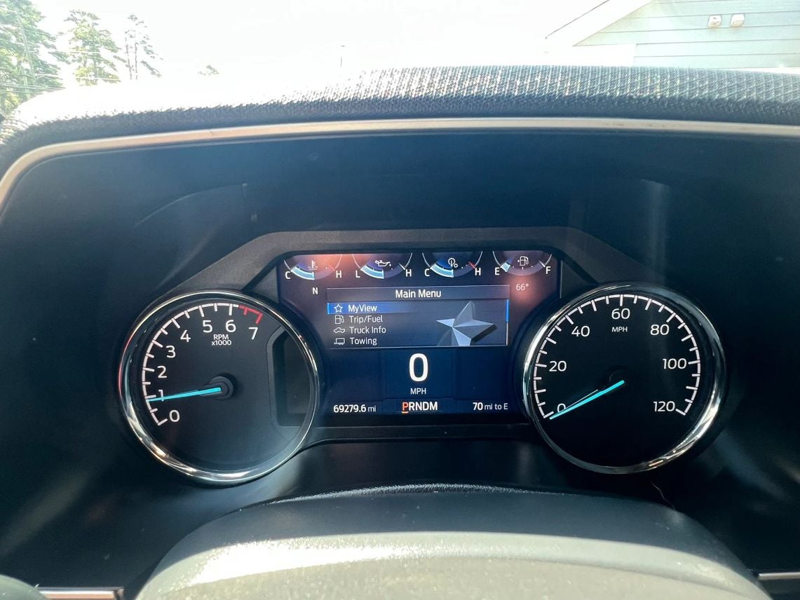 2022 Ford F150 SuperCrew Cab XLT Pickup 4D 5 1/2 ft
