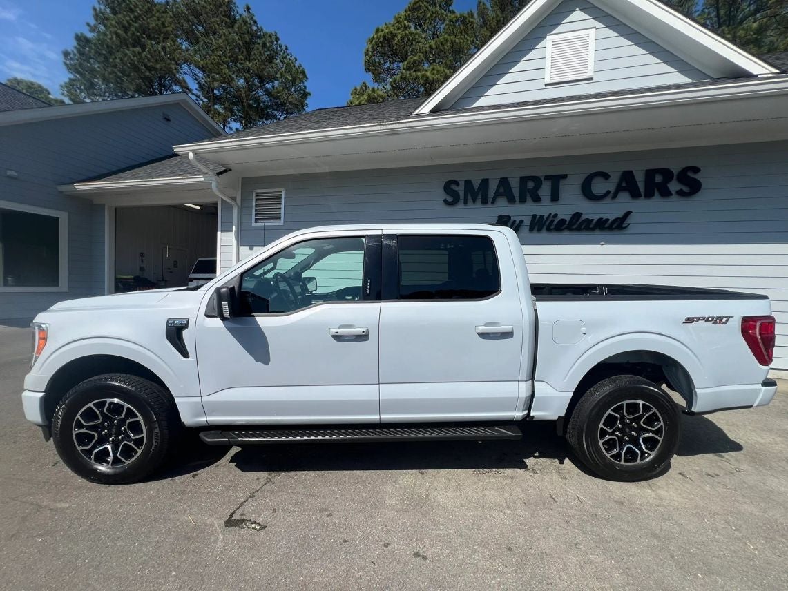 2022 Ford F150 SuperCrew Cab XLT Pickup 4D 5 1/2 ft