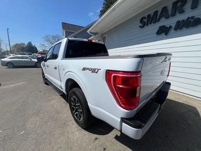 2022 Ford F150 SuperCrew Cab XLT Pickup 4D 5 1/2 ft