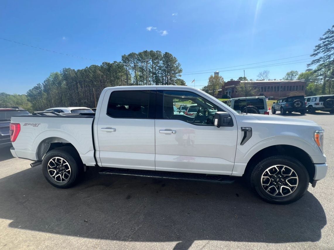 2022 Ford F150 SuperCrew Cab XLT Pickup 4D 5 1/2 ft