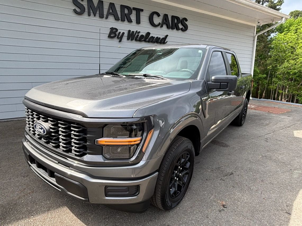 2025 Ford F150 SuperCrew Cab STX Pickup 4D 5 1/2 ft