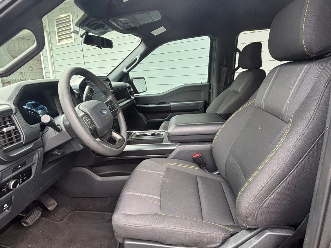 2025 Ford F150 SuperCrew Cab STX Pickup 4D 5 1/2 ft