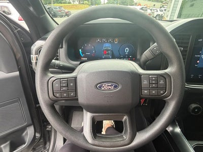 2025 Ford F150 SuperCrew Cab STX Pickup 4D 5 1/2 ft