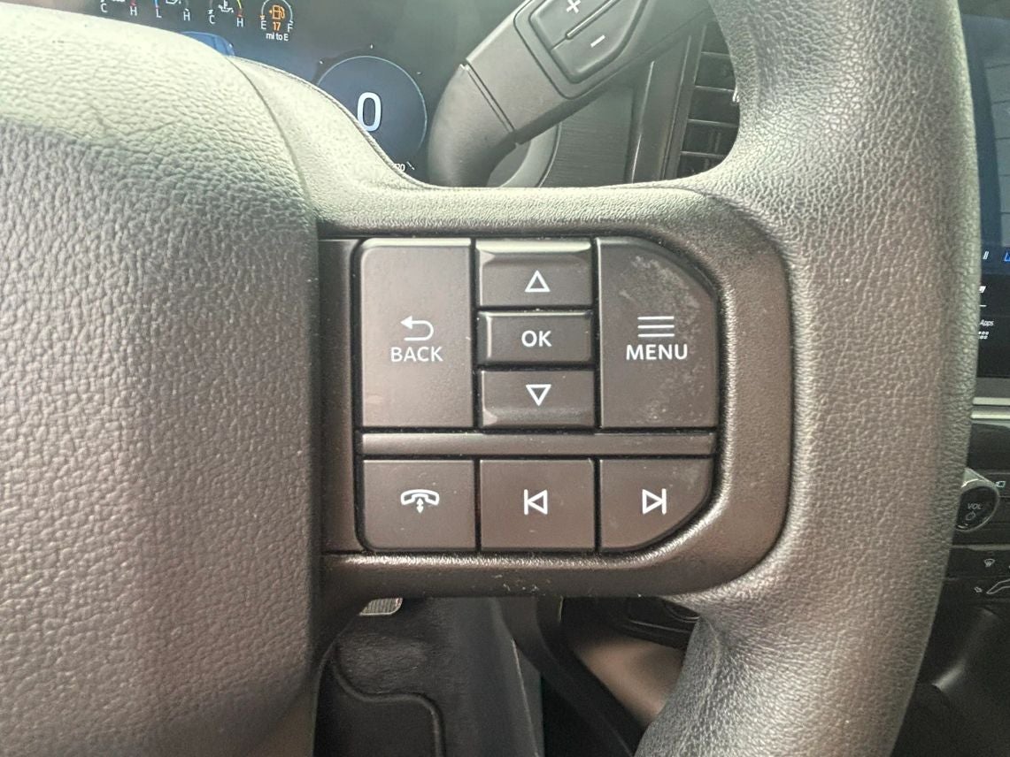 2025 Ford F150 SuperCrew Cab STX Pickup 4D 5 1/2 ft