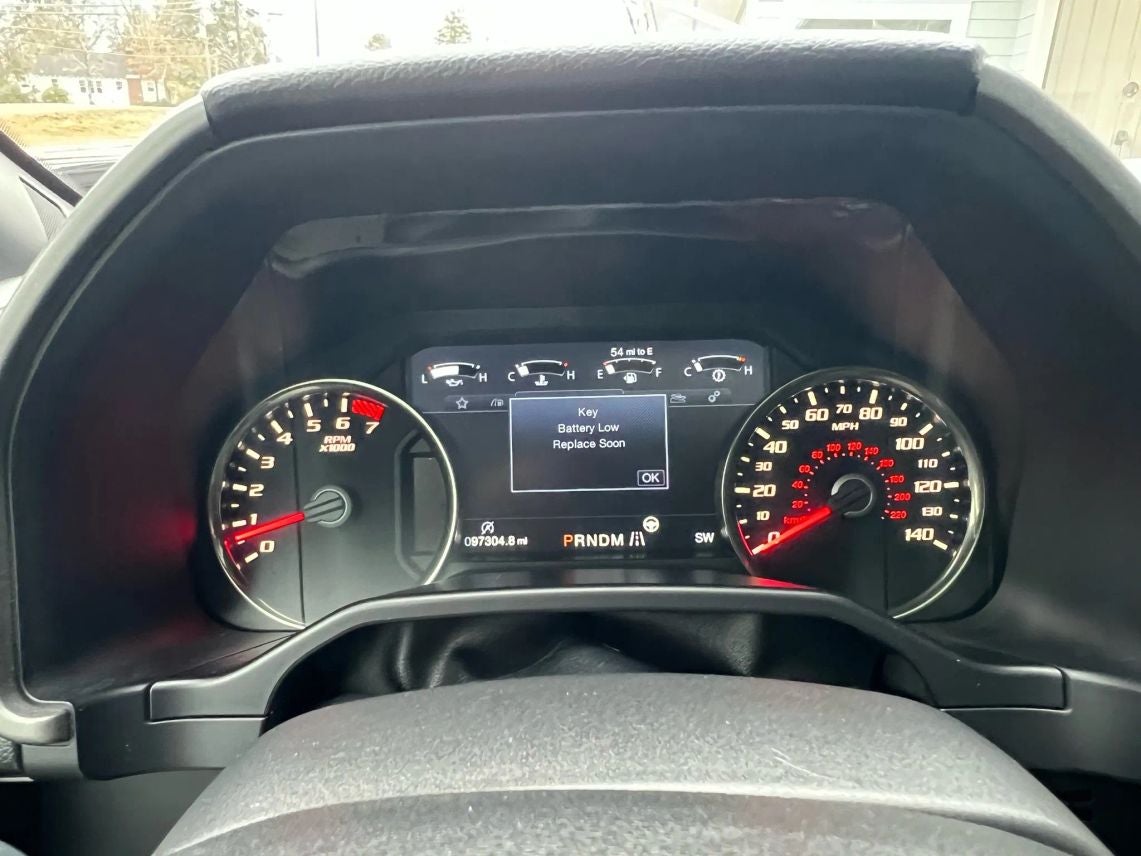 2017 Ford F150 SuperCrew Cab Raptor Pickup 4D 5 1/2 ft