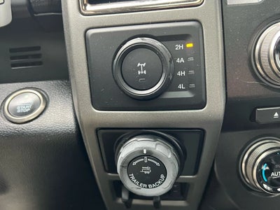 2017 Ford F150 SuperCrew Cab Raptor Pickup 4D 5 1/2 ft