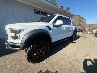 2017 Ford F150 SuperCrew Cab Raptor Pickup 4D 5 1/2 ft