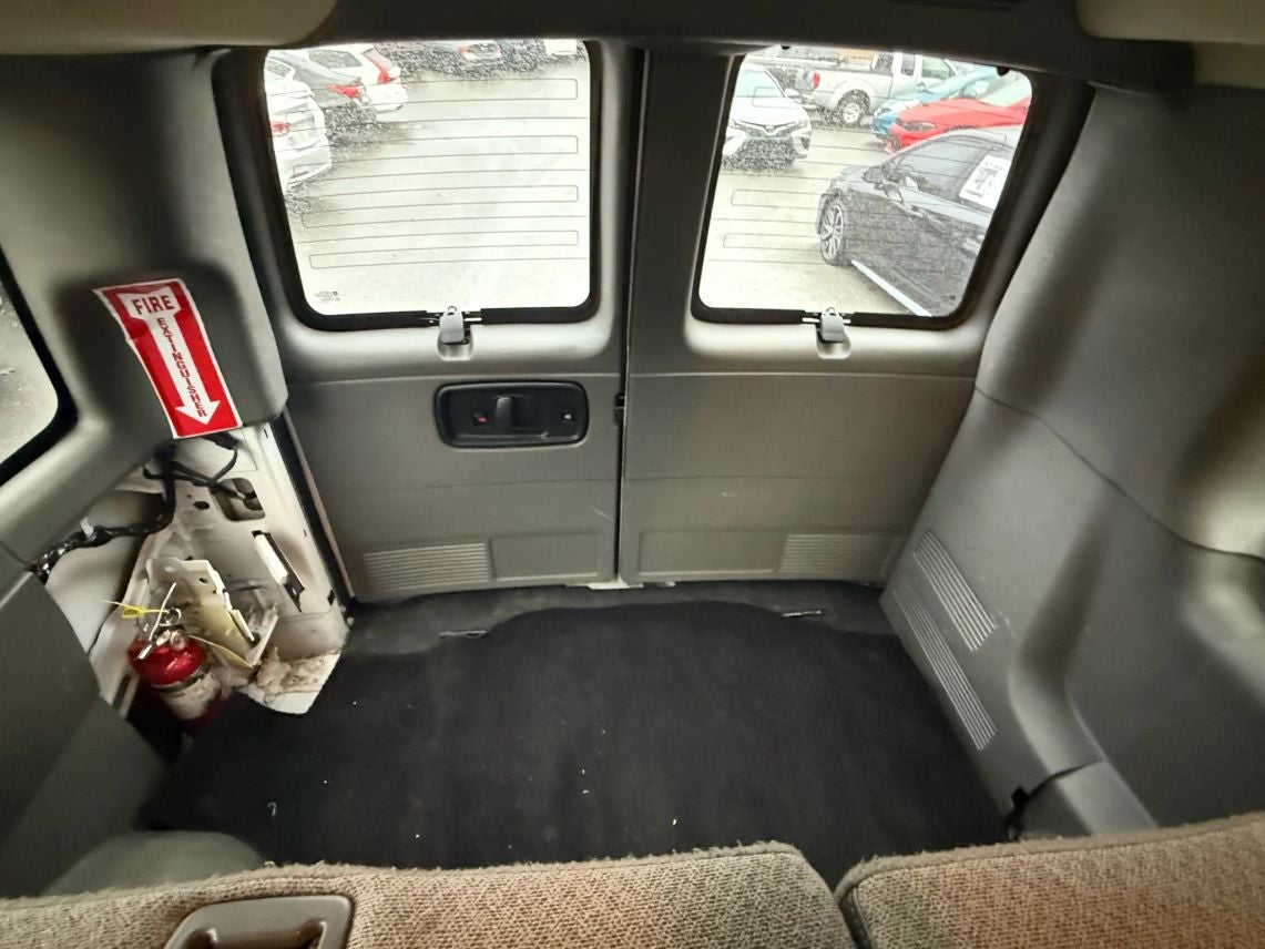 2020 Chevrolet Express 3500 Passenger LT Extended Van 3D