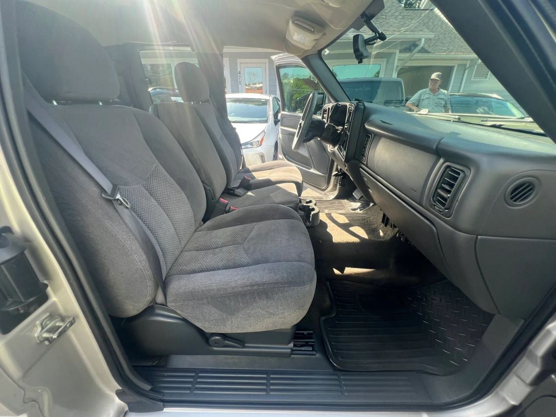 2006 Chevrolet Silverado 1500 Extended Cab LS Pickup 4D 6 1/2 ft