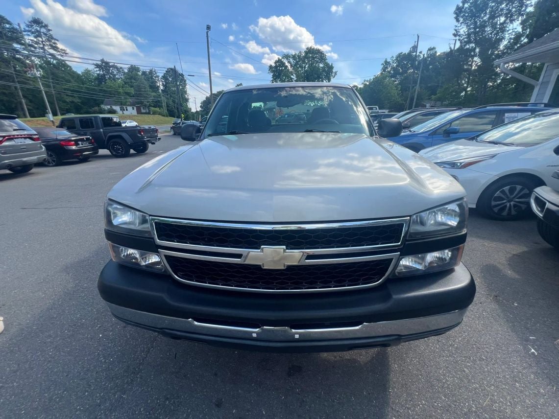 2006 Chevrolet Silverado 1500 Extended Cab LS Pickup 4D 6 1/2 ft