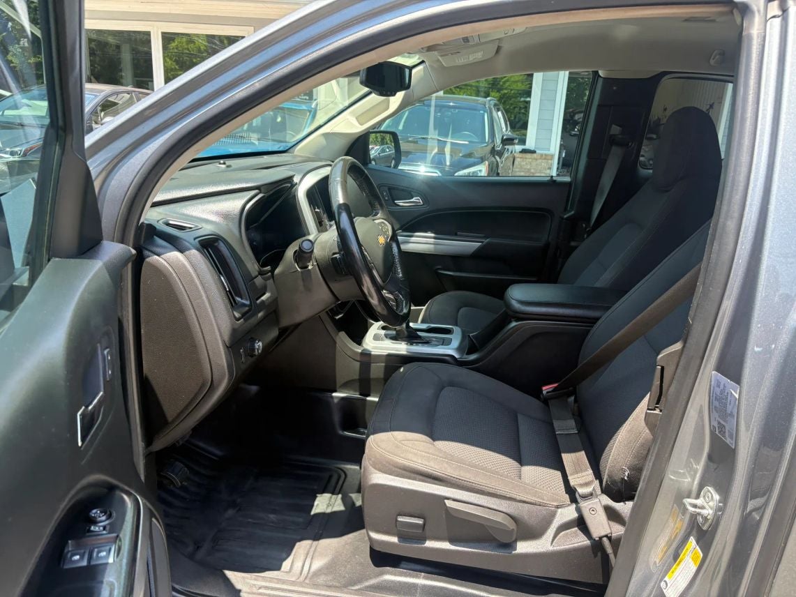 2022 Chevrolet Colorado Extended Cab LT Pickup 4D 6 ft