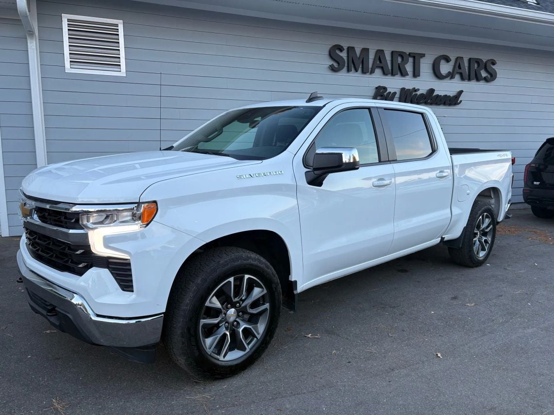 2023 Chevrolet Silverado 1500 Crew Cab LT Pickup 4D 5 3/4 ft