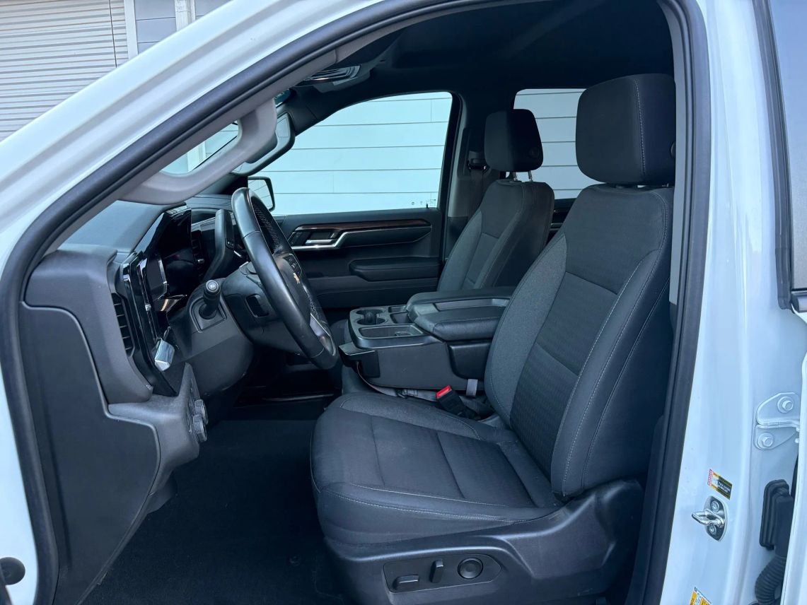 2023 Chevrolet Silverado 1500 Crew Cab LT Pickup 4D 5 3/4 ft