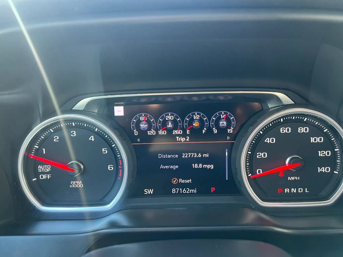 2019 Chevrolet Silverado 1500 Crew Cab High Country Pickup 4D 5 3/4 ft