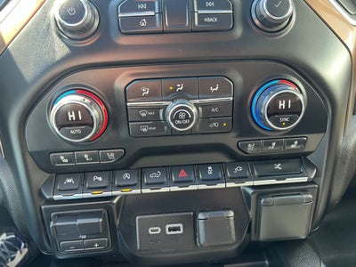 2019 Chevrolet Silverado 1500 Crew Cab High Country Pickup 4D 5 3/4 ft