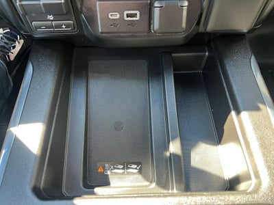 2019 Chevrolet Silverado 1500 Crew Cab High Country Pickup 4D 5 3/4 ft