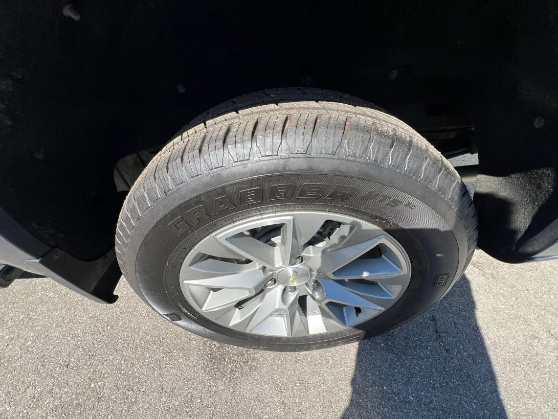 2019 Chevrolet Silverado 1500 Crew Cab High Country Pickup 4D 5 3/4 ft
