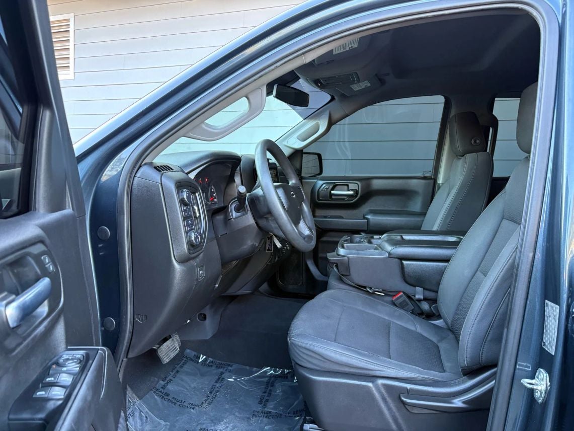 2019 Chevrolet Silverado 1500 Crew Cab Custom Trail Boss Pickup 4D 5 3/4 ft