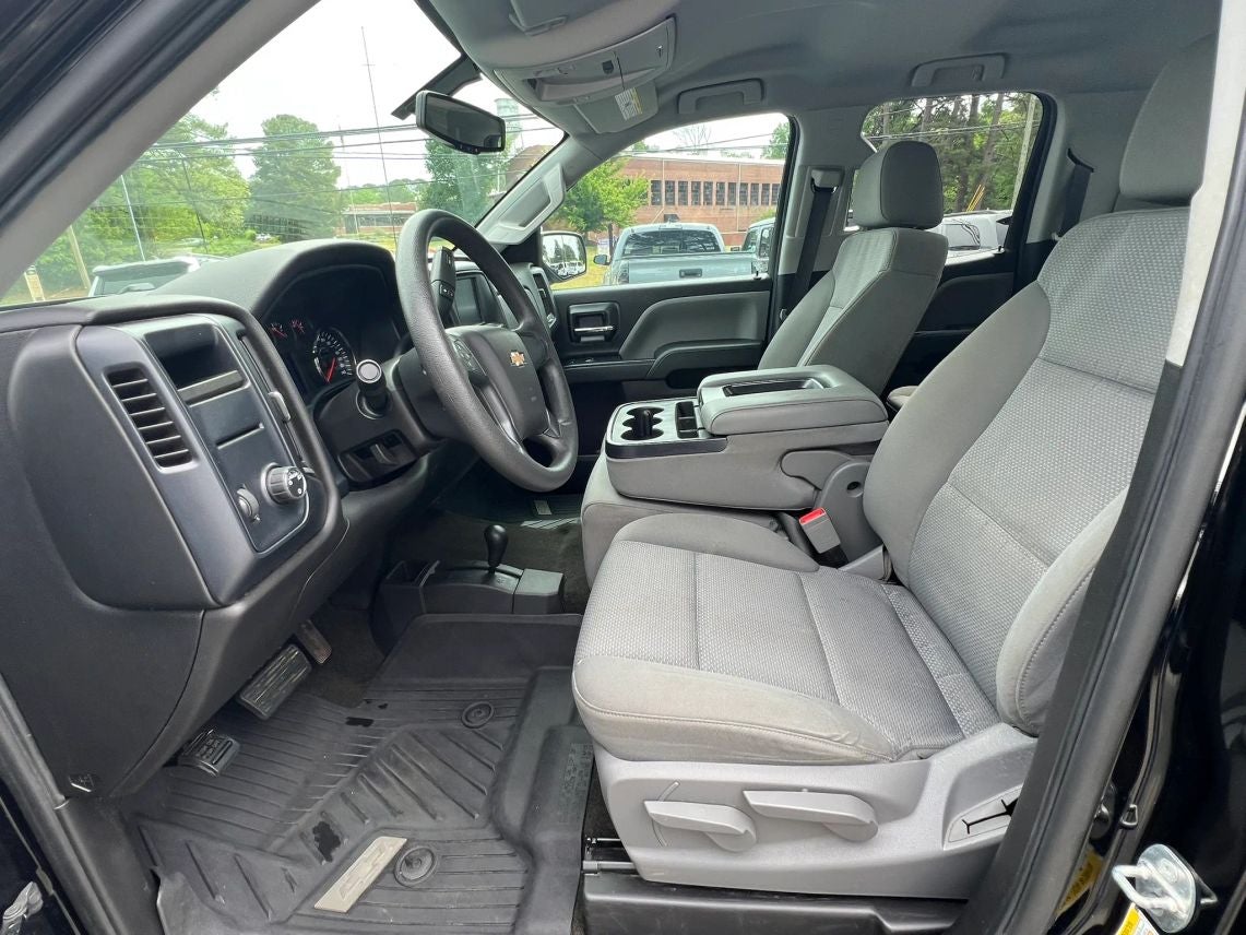 2018 Chevrolet Silverado 1500 Double Cab Custom Pickup 4D 6 1/2 ft