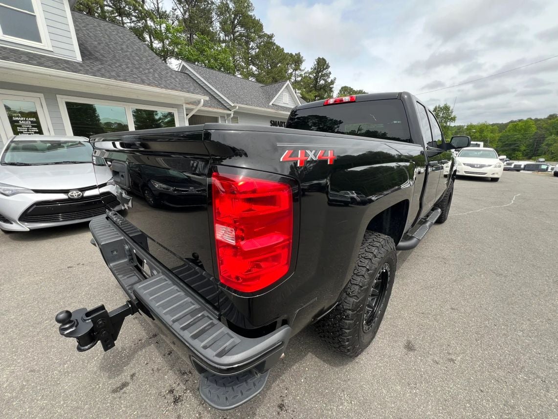 2018 Chevrolet Silverado 1500 Double Cab Custom Pickup 4D 6 1/2 ft