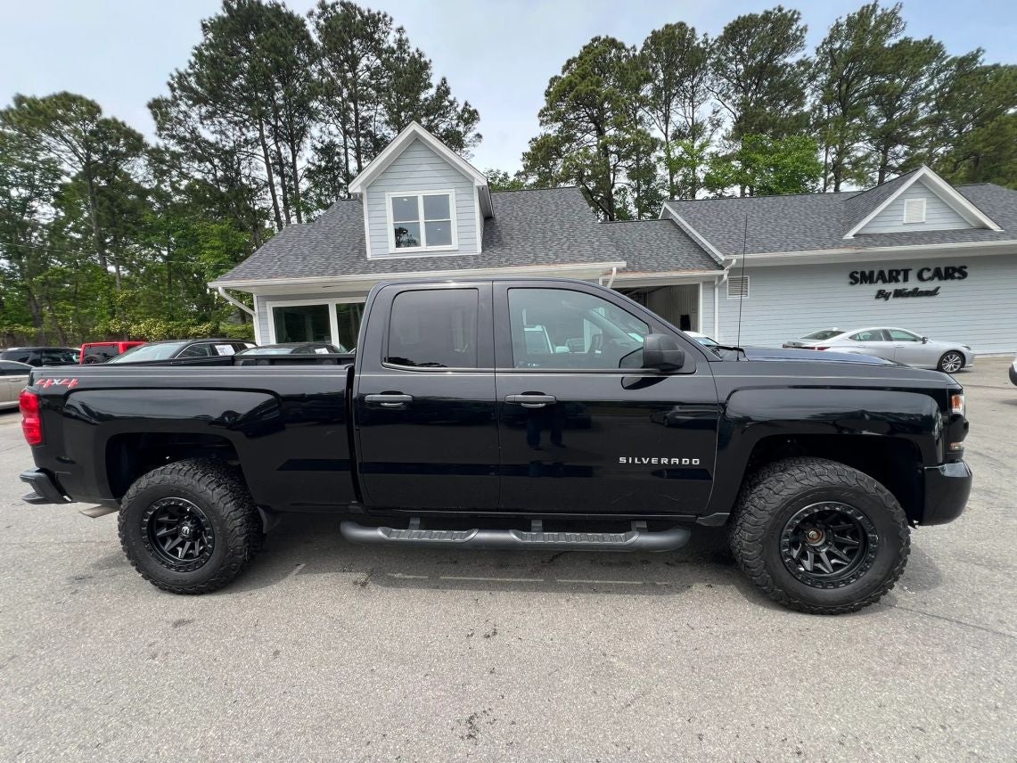 2018 Chevrolet Silverado 1500 Double Cab Custom Pickup 4D 6 1/2 ft