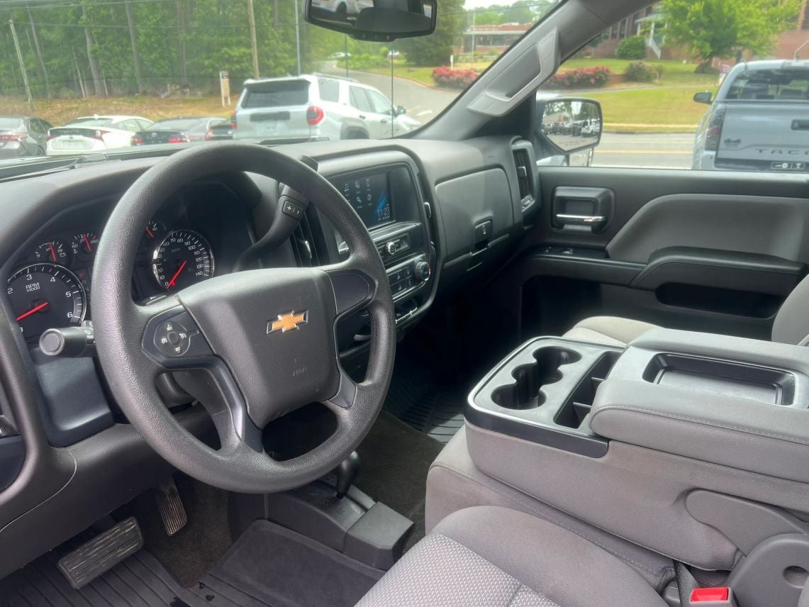 2018 Chevrolet Silverado 1500 Double Cab Custom Pickup 4D 6 1/2 ft