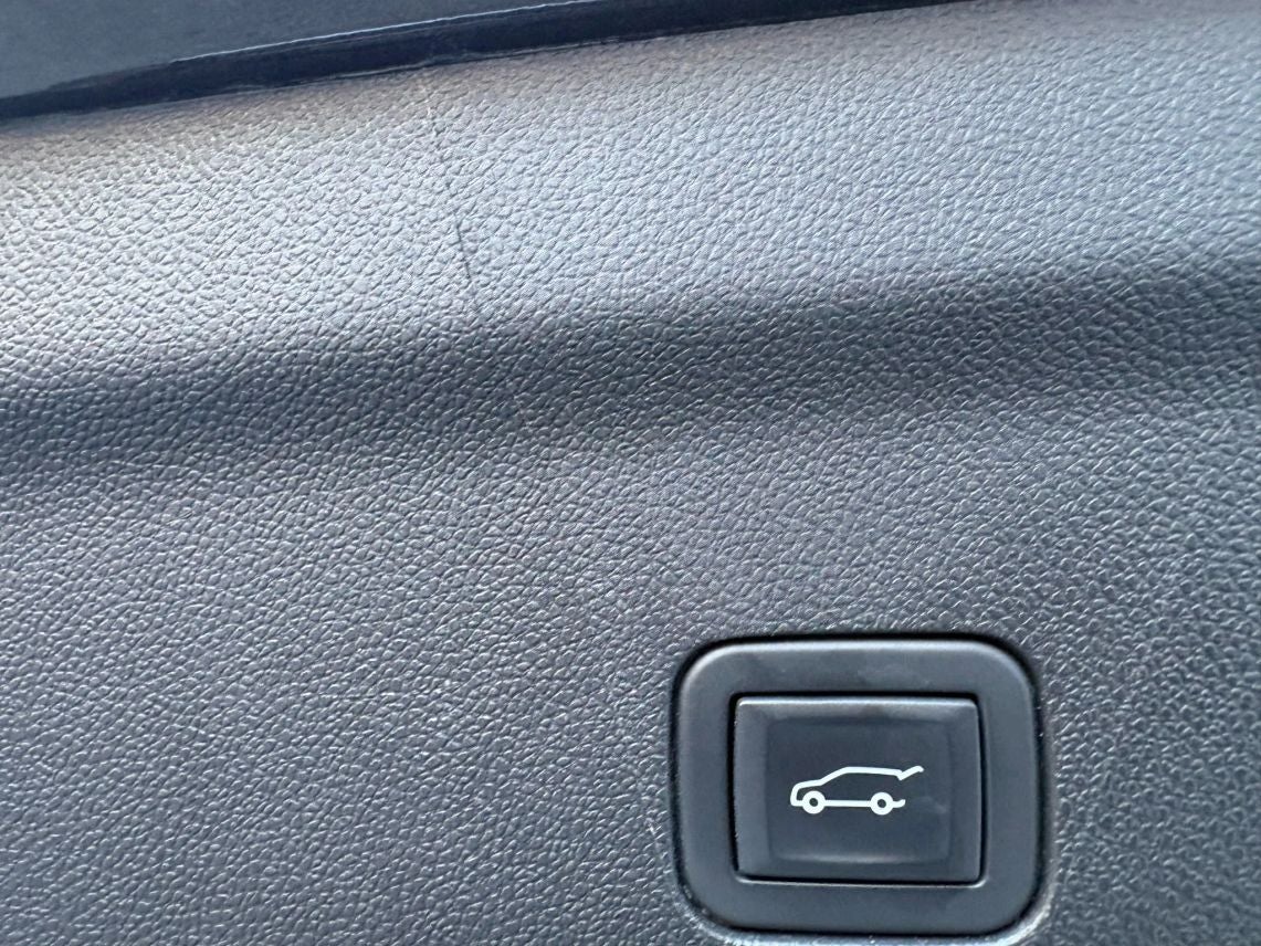 2021 Chevrolet Suburban LT Sport Utility 4D