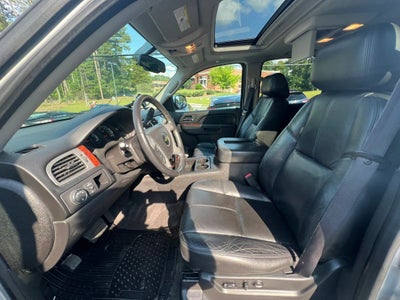 2012 Chevrolet Suburban 1500 LT Sport Utility 4D